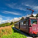 Chamonix Central Ski & Panoramic View - Happy Rentals