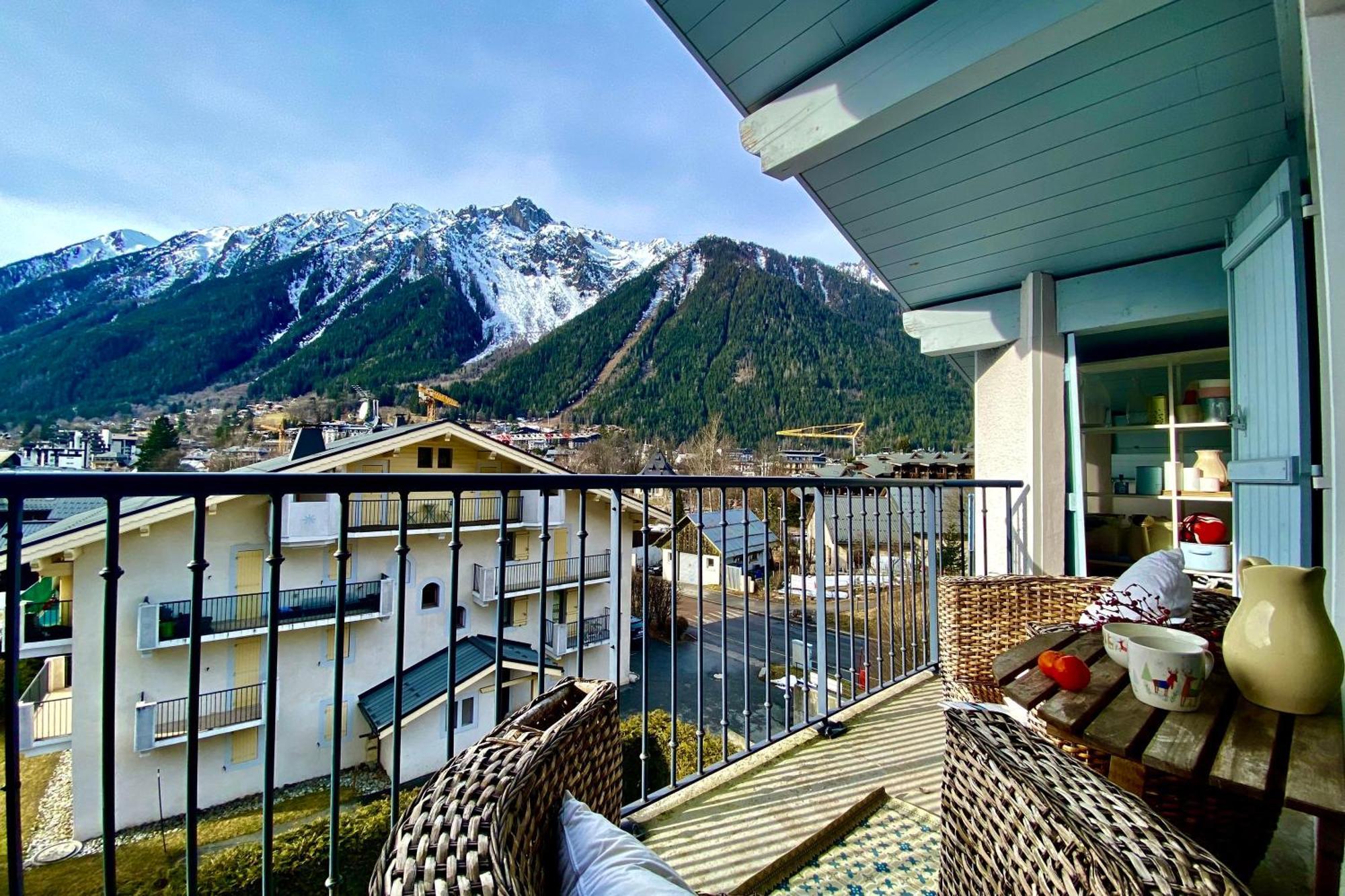 Apartment & Panoramic View - Happy *